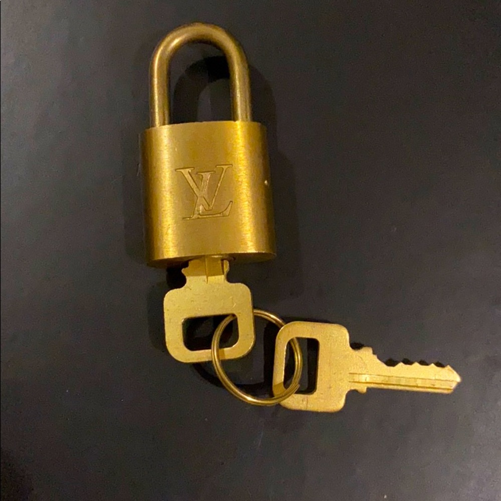 Louis Vuitton lock and key